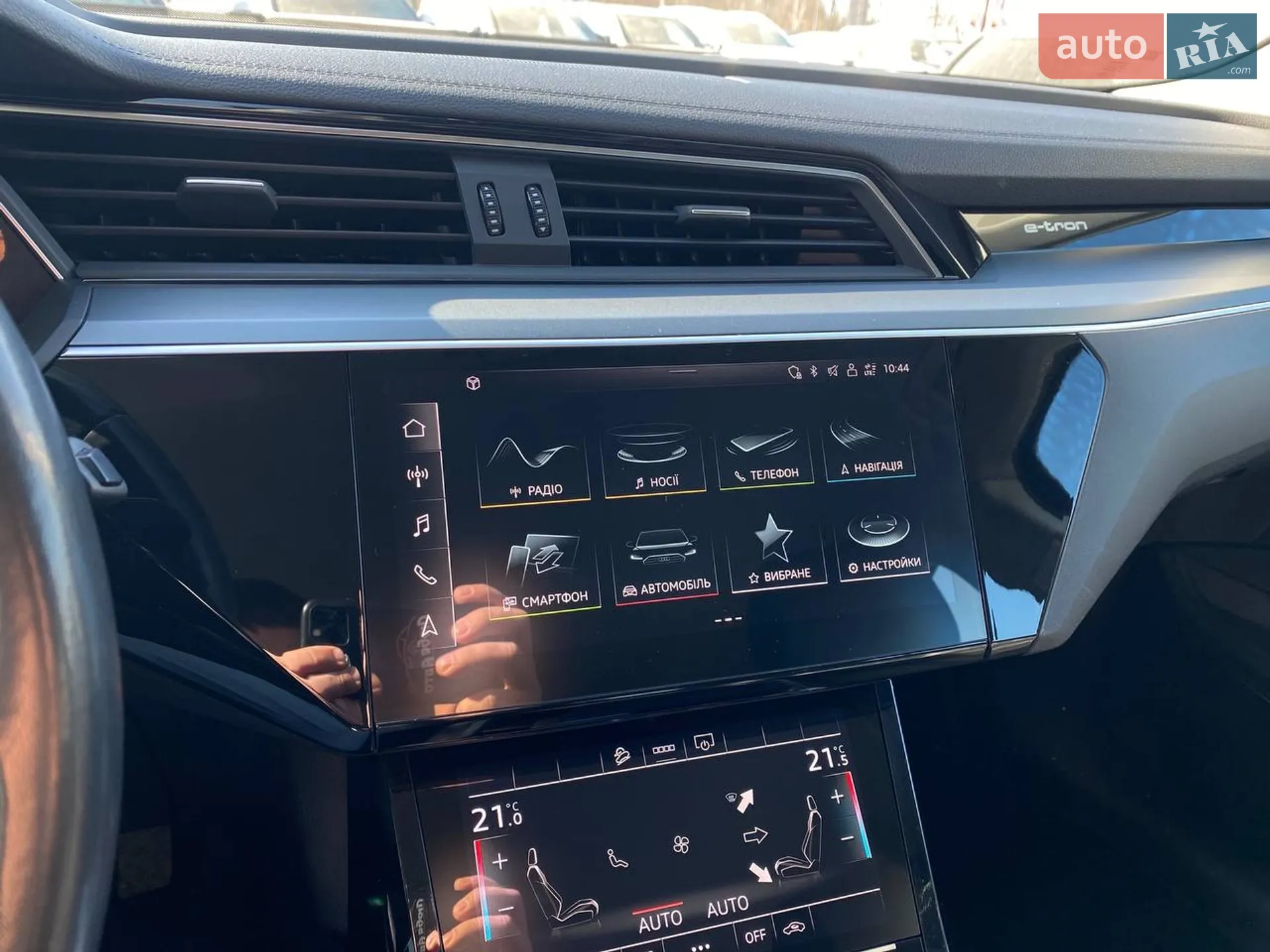 2021 Audi e-tron - мініатюра 18