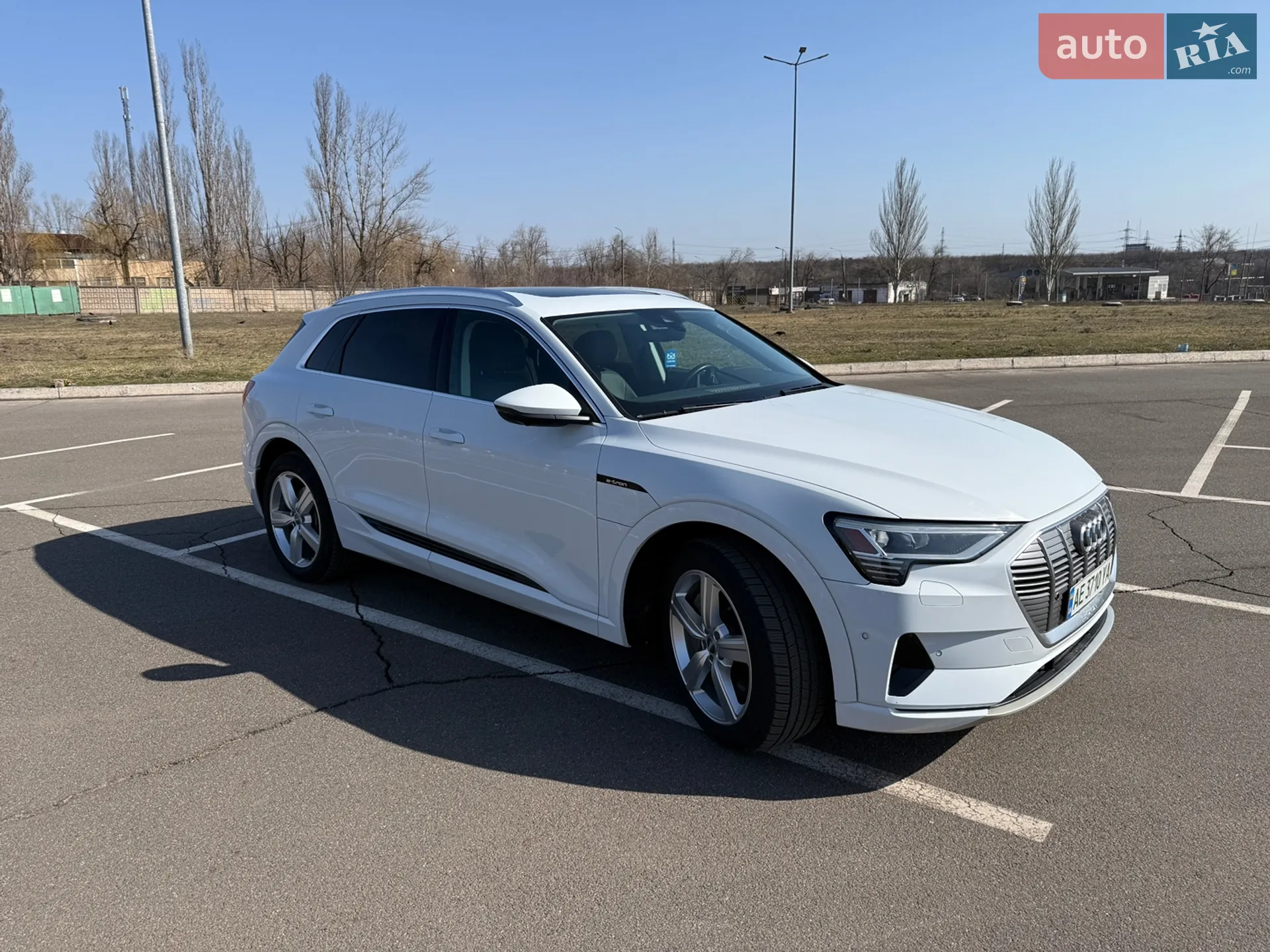 2019 Audi e-tron - мініатюра 14