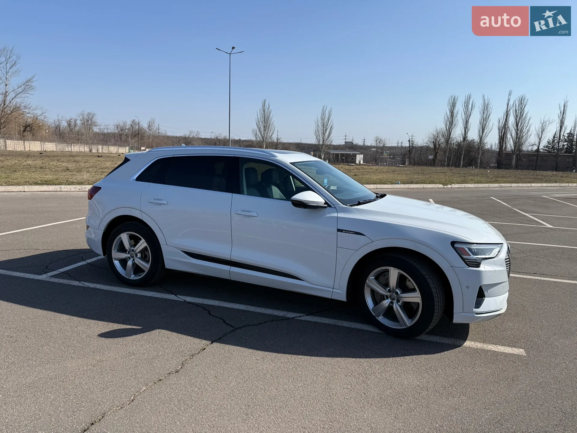 2019 Audi e-tron - мініатюра 21