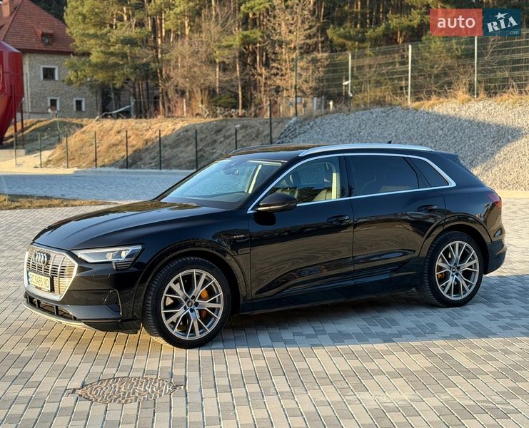 Внедорожник / Кроссовер Audi e-tron 2021 в Львове фото 13 Внедорожник / Кроссовер Audi e-tron 2021 в Львове