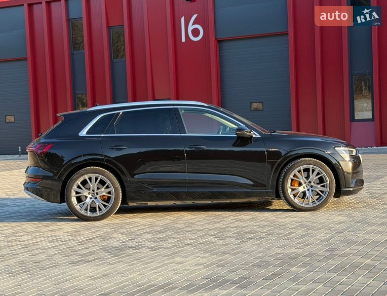 Внедорожник / Кроссовер Audi e-tron 2021 в Львове фото 19 Внедорожник / Кроссовер Audi e-tron 2021 в Львове