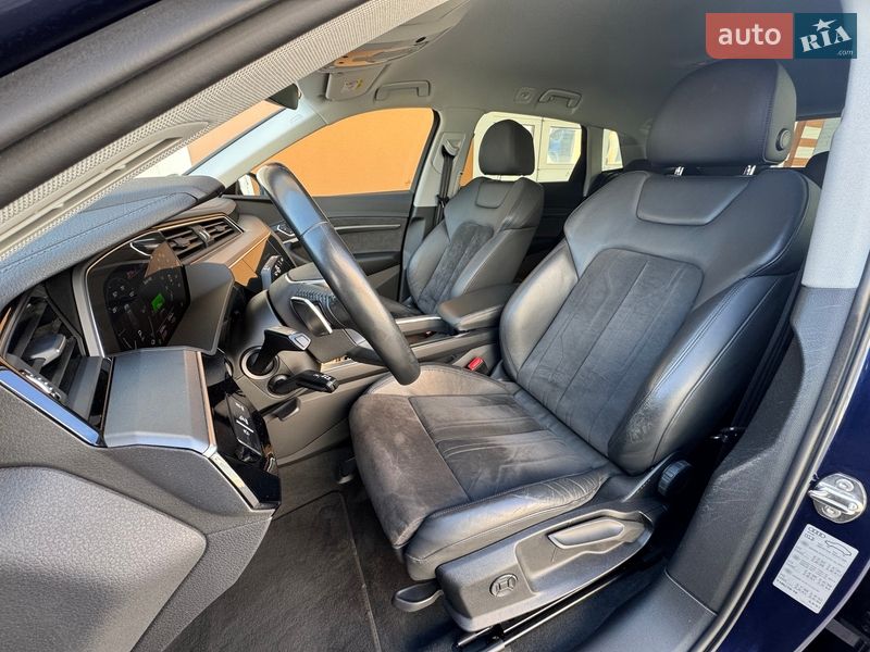 Позашляховик / Кросовер Audi e-tron 2020 в Івано-Франківську