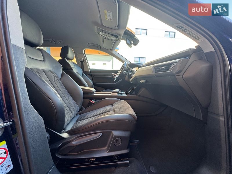 Позашляховик / Кросовер Audi e-tron 2020 в Івано-Франківську