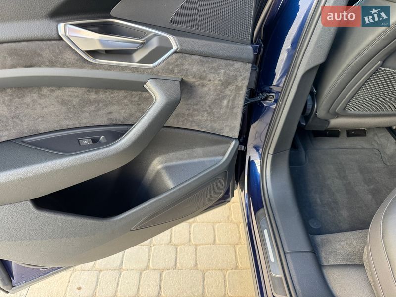 Позашляховик / Кросовер Audi e-tron 2020 в Івано-Франківську