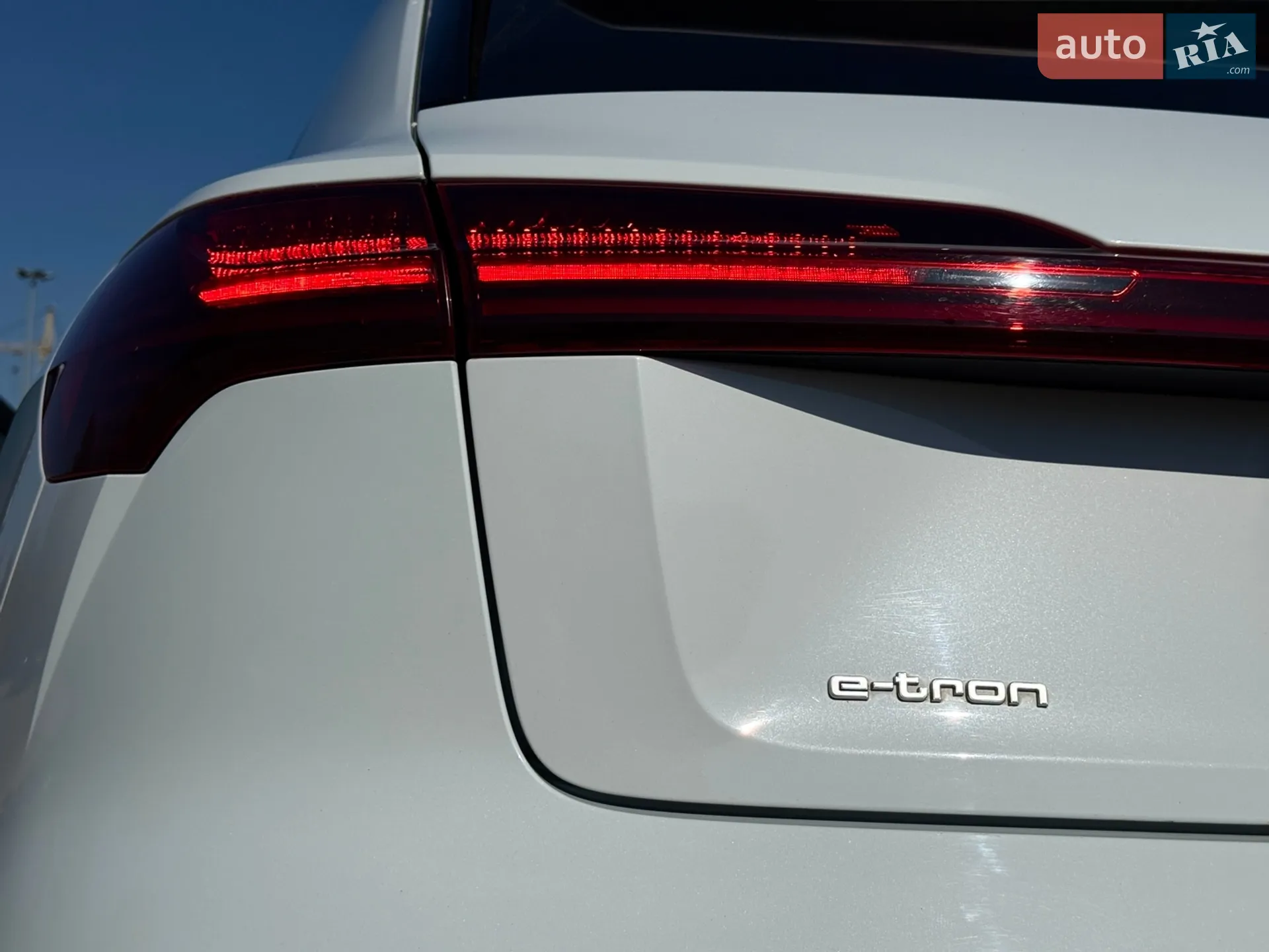 2019 Audi e-tron - мініатюра 15