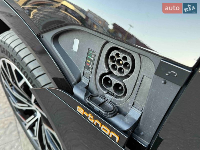 Внедорожник / Кроссовер Audi e-tron 2020 в Львове