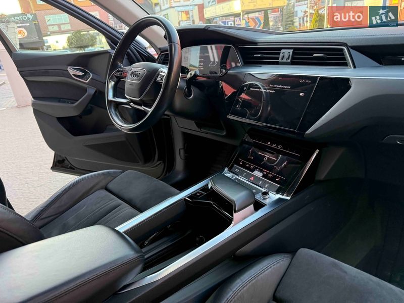 Внедорожник / Кроссовер Audi e-tron 2020 в Львове