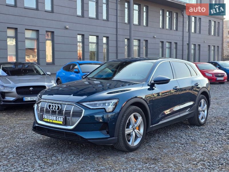 Позашляховик / Кросовер Audi e-tron 2021 в Львові
