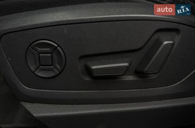 Внедорожник / Кроссовер Audi e-tron 2019 в Харькове