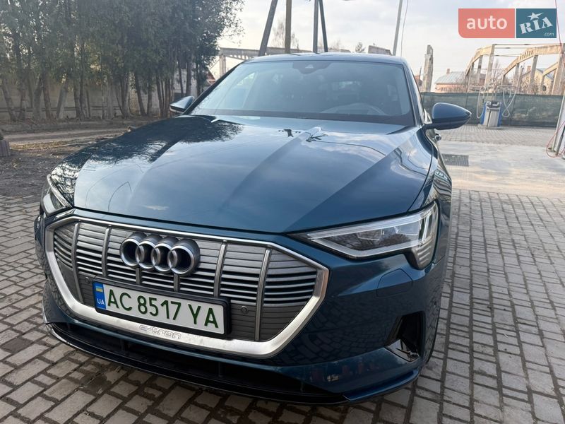 Внедорожник / Кроссовер Audi e-tron 2021 в Луцке