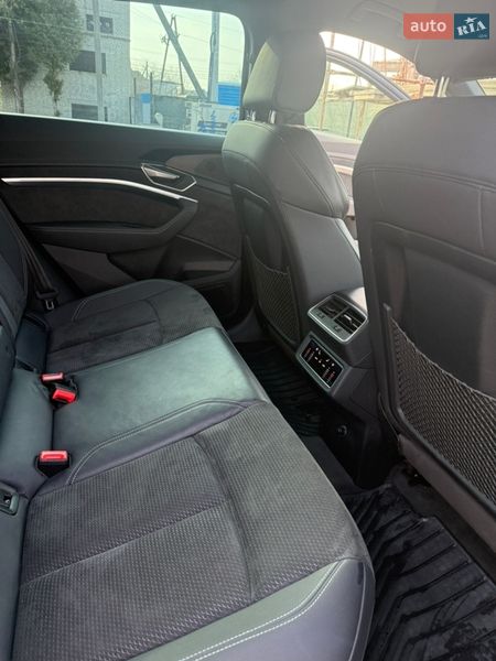 Внедорожник / Кроссовер Audi e-tron 2021 в Луцке