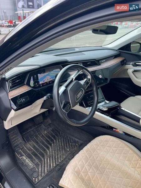 Внедорожник / Кроссовер Audi e-tron 2019 в Киеве фото 9 Внедорожник / Кроссовер Audi e-tron 2019 в Киеве