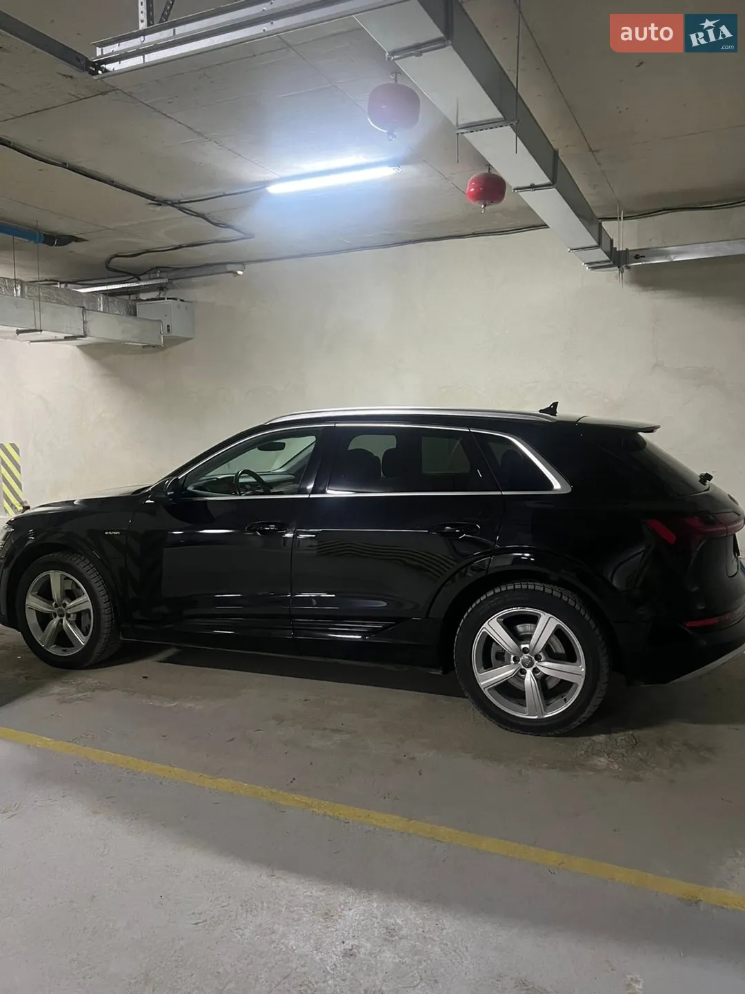 2019 Audi e-tron - мініатюра 3