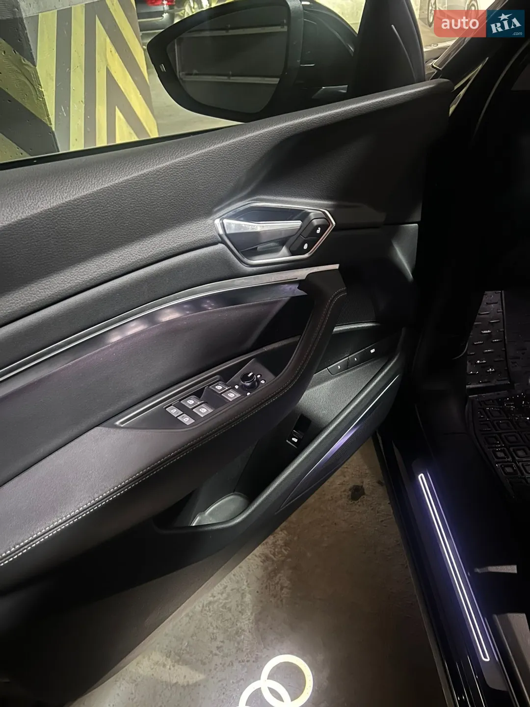 2019 Audi e-tron - мініатюра 13