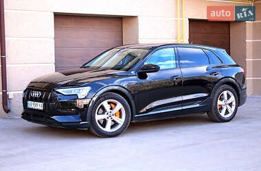 Внедорожник / Кроссовер Audi e-tron 2021 в Виннице