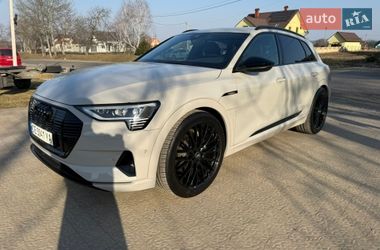 Позашляховик / Кросовер Audi e-tron 2019 в Чернівцях