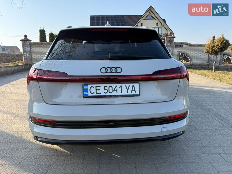 Позашляховик / Кросовер Audi e-tron 2019 в Чернівцях фото 5 Позашляховик / Кросовер Audi e-tron 2019 в Чернівцях