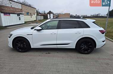 Внедорожник / Кроссовер Audi e-tron 2019 в Киеве