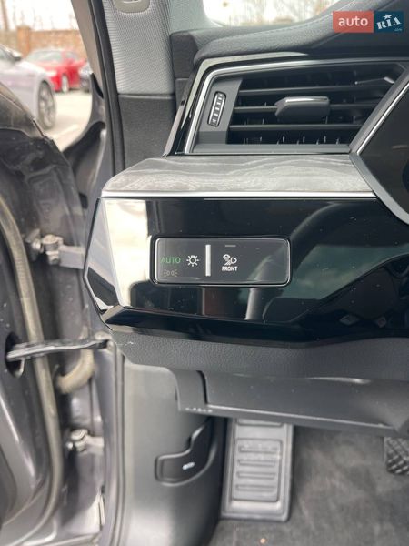 Позашляховик / Кросовер Audi e-tron 2020 в Львові фото 21 Позашляховик / Кросовер Audi e-tron 2020 в Львові