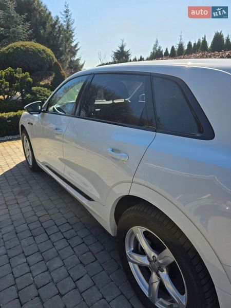 Внедорожник / Кроссовер Audi e-tron 2020 в Киеве фото 2 Внедорожник / Кроссовер Audi e-tron 2020 в Киеве