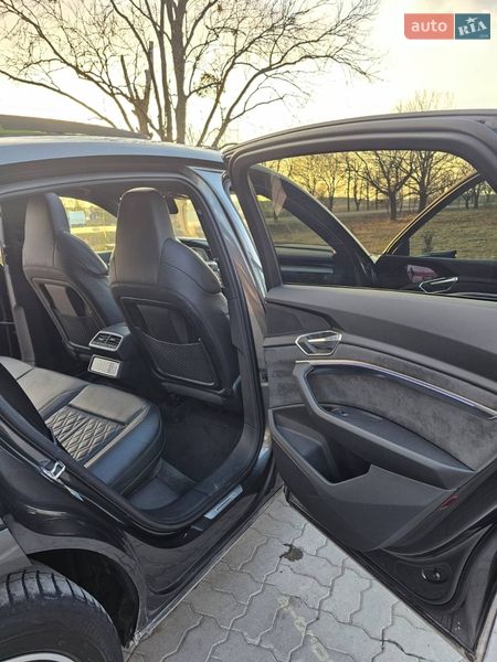 Позашляховик / Кросовер Audi e-tron 2021 в Радехові фото 26 Позашляховик / Кросовер Audi e-tron 2021 в Радехові