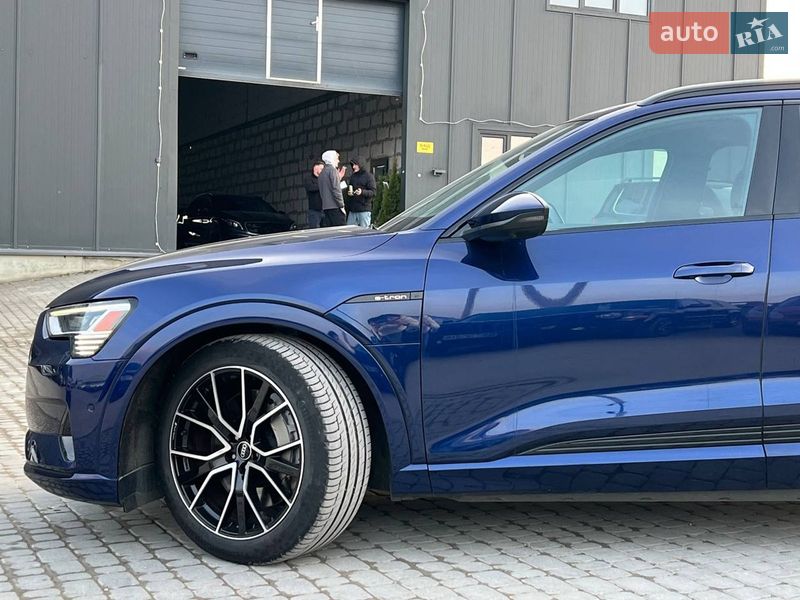Внедорожник / Кроссовер Audi e-tron 2022 в Львове фото 11 Внедорожник / Кроссовер Audi e-tron 2022 в Львове