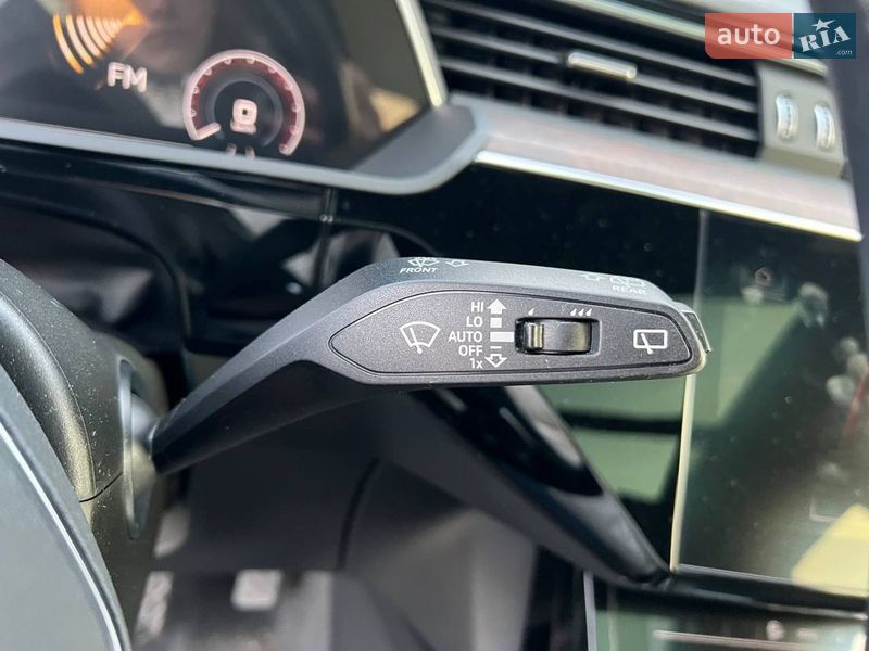 Внедорожник / Кроссовер Audi e-tron 2022 в Львове фото 26 Внедорожник / Кроссовер Audi e-tron 2022 в Львове