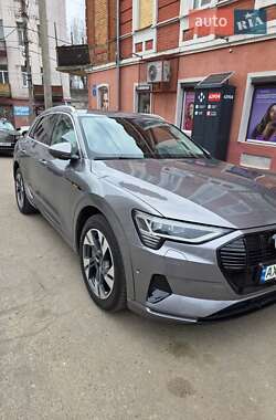 Внедорожник / Кроссовер Audi e-tron 2020 в Харькове