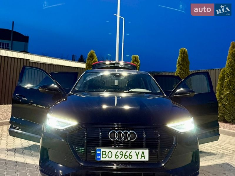 Внедорожник / Кроссовер Audi e-tron 2020 в Тернополе