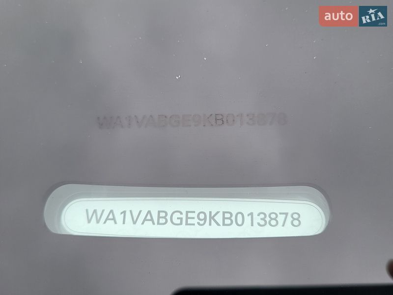 Позашляховик / Кросовер Audi e-tron 2019 в Полтаві