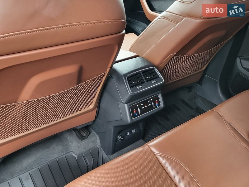 Позашляховик / Кросовер Audi e-tron 2019 в Полтаві