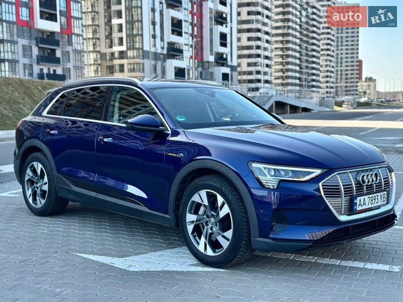 Внедорожник / Кроссовер Audi e-tron 2019 в Киеве фото 18 Внедорожник / Кроссовер Audi e-tron 2019 в Киеве