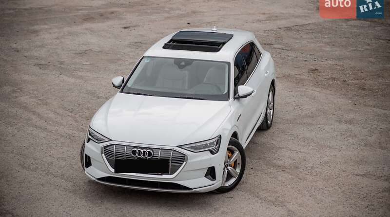 Позашляховик / Кросовер Audi e-tron 2021 в Тернополі фото 12 Позашляховик / Кросовер Audi e-tron 2021 в Тернополі
