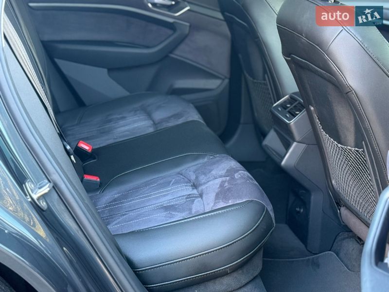 Внедорожник / Кроссовер Audi e-tron 2020 в Тернополе фото 24 Внедорожник / Кроссовер Audi e-tron 2020 в Тернополе