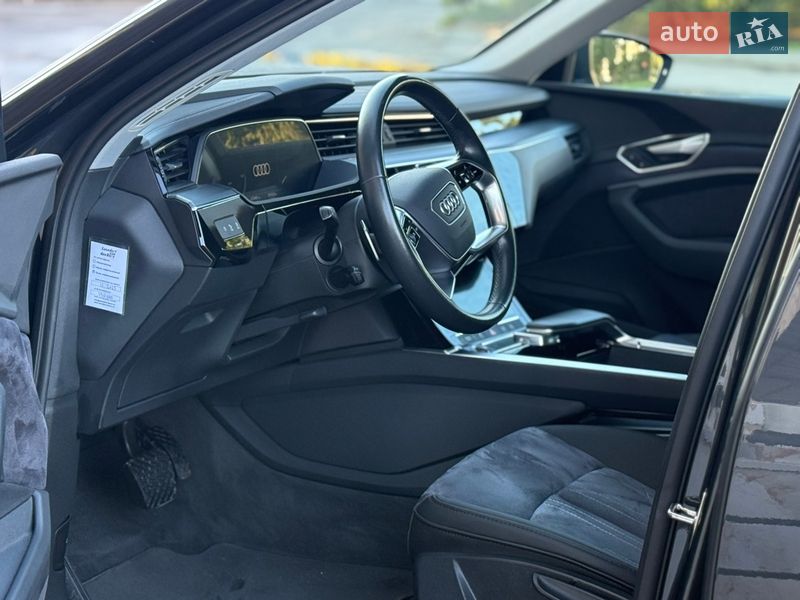 Внедорожник / Кроссовер Audi e-tron 2020 в Тернополе фото 29 Внедорожник / Кроссовер Audi e-tron 2020 в Тернополе