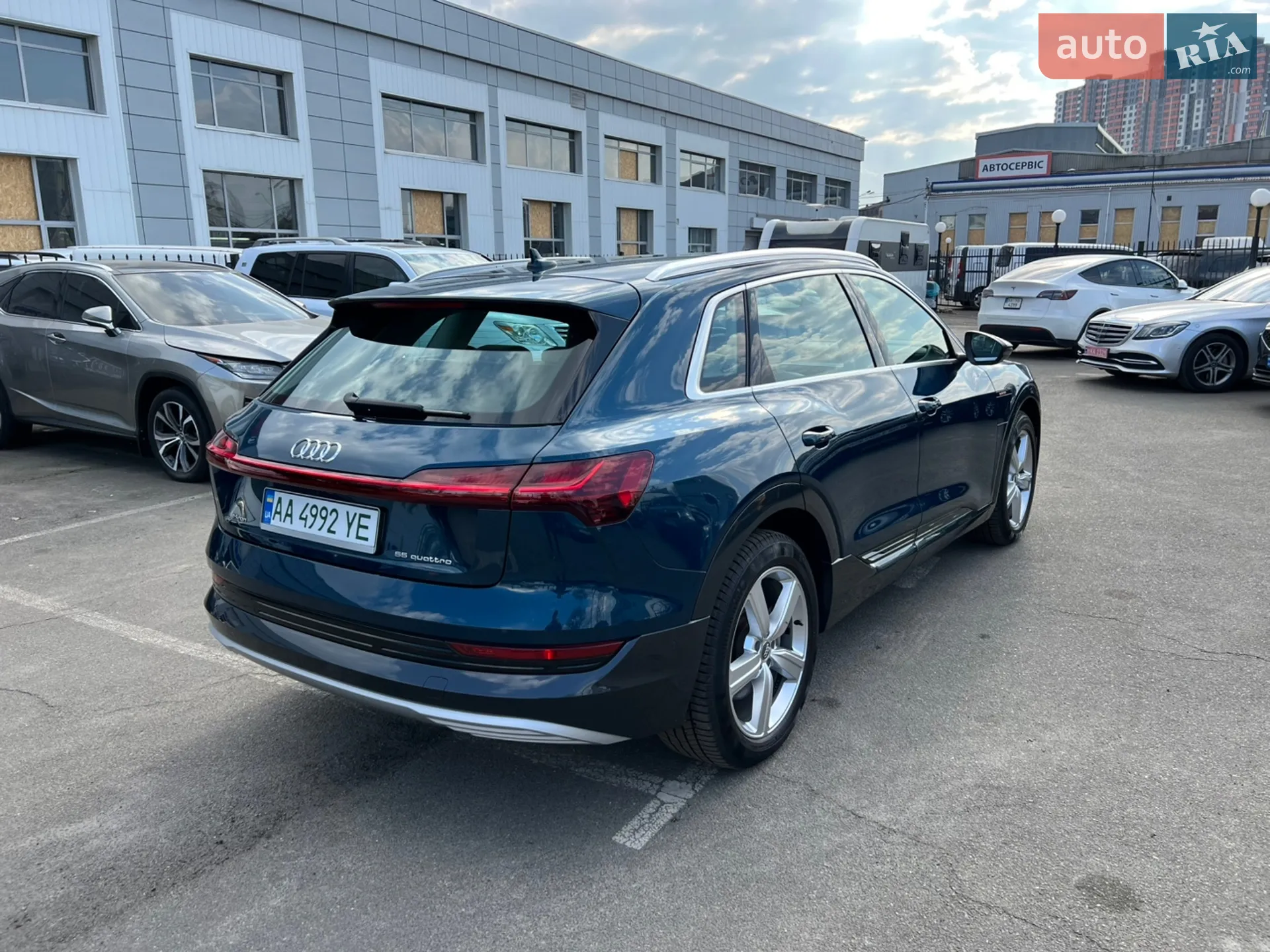2020 Audi e-tron - мініатюра 6