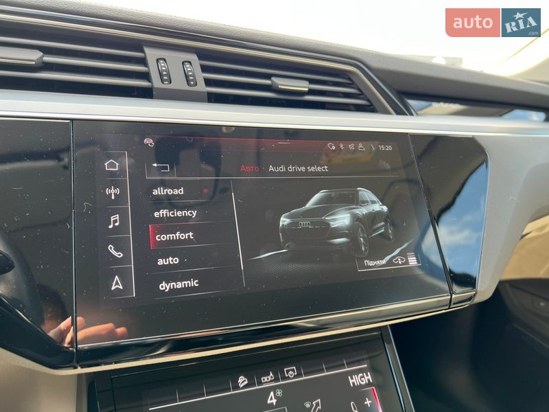 Внедорожник / Кроссовер Audi e-tron 2020 в Киеве фото 21 Внедорожник / Кроссовер Audi e-tron 2020 в Киеве