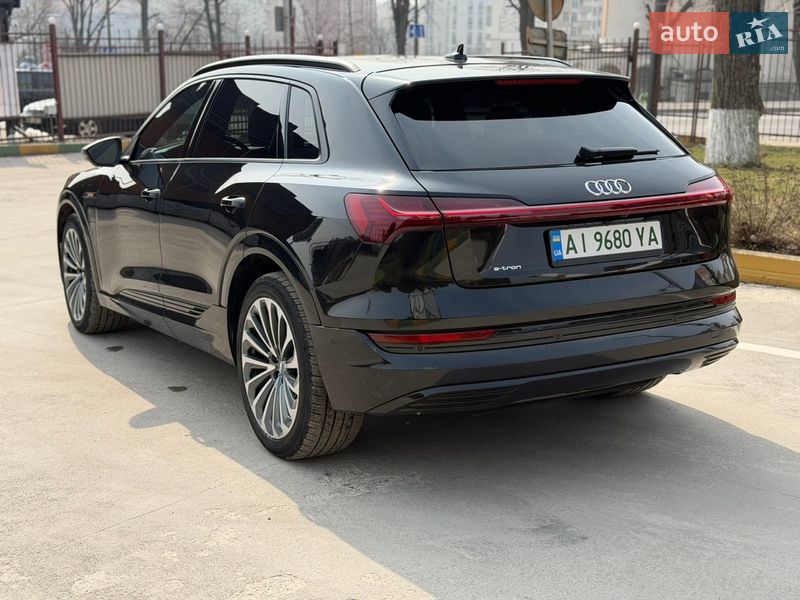 Внедорожник / Кроссовер Audi e-tron 2019 в Ивано-Франковске