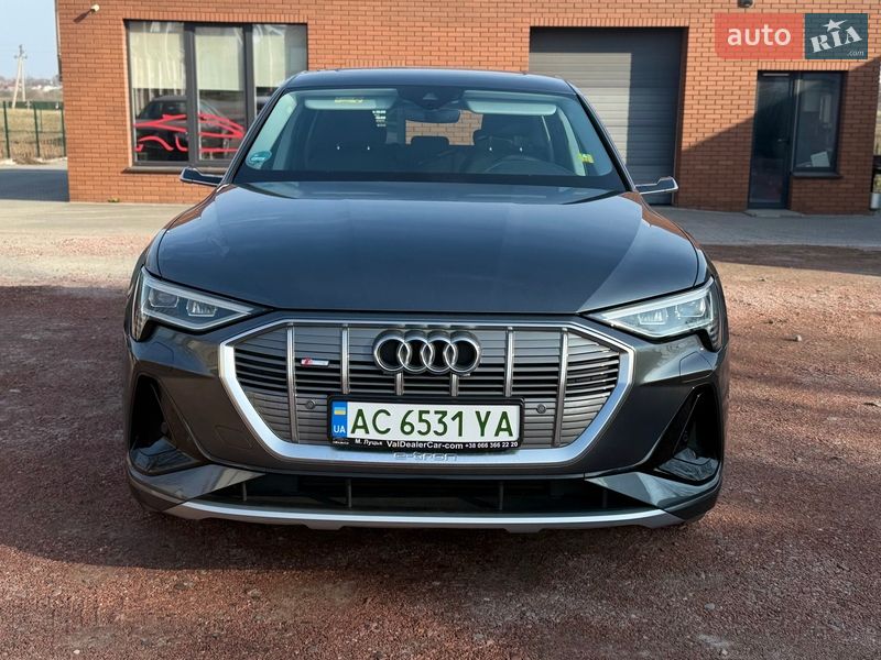 Внедорожник / Кроссовер Audi e-tron 2021 в Луцке