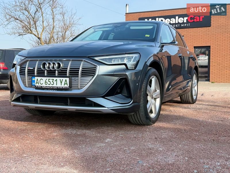 Внедорожник / Кроссовер Audi e-tron 2021 в Луцке