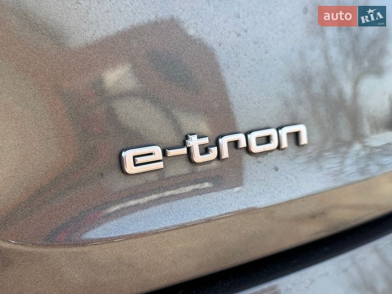 Внедорожник / Кроссовер Audi e-tron 2021 в Луцке