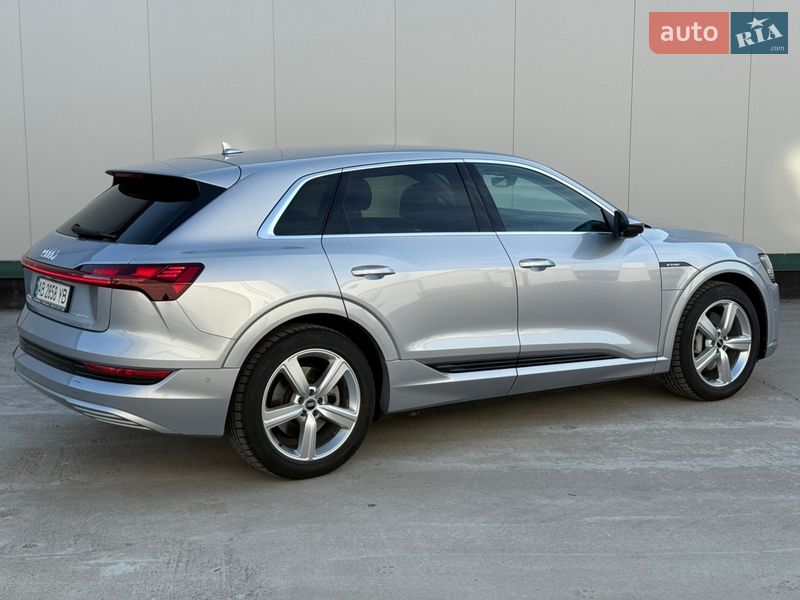 Внедорожник / Кроссовер Audi e-tron 2021 в Виннице