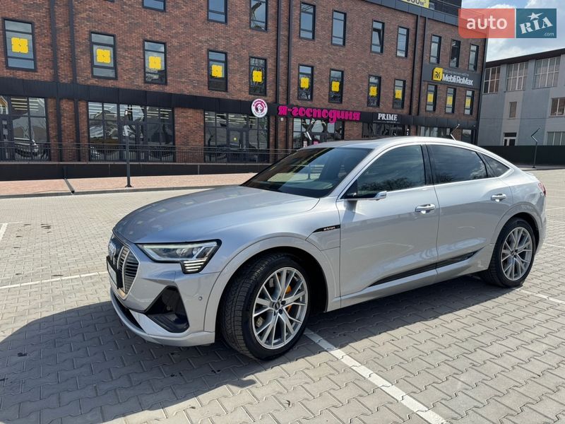 Внедорожник / Кроссовер Audi e-tron 2020 в Виннице фото 3 Внедорожник / Кроссовер Audi e-tron 2020 в Виннице