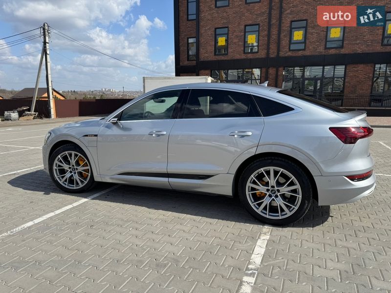 Внедорожник / Кроссовер Audi e-tron 2020 в Виннице фото 8 Внедорожник / Кроссовер Audi e-tron 2020 в Виннице