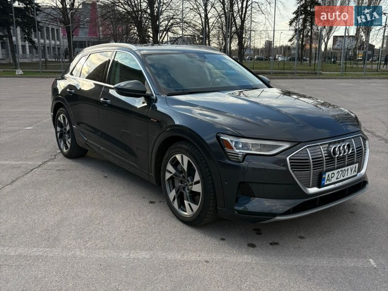 Внедорожник / Кроссовер Audi e-tron 2021 в Запорожье
