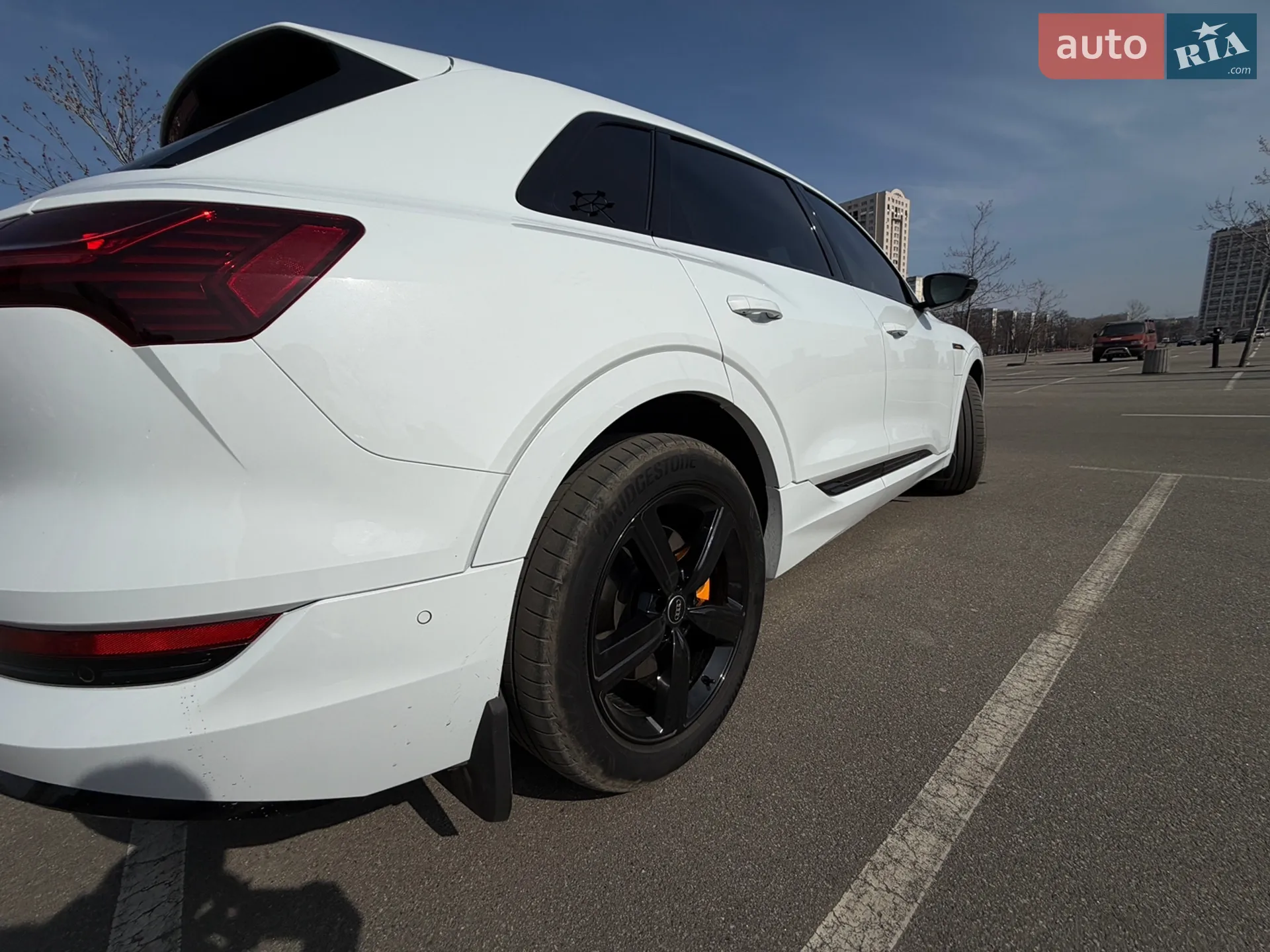 2022 Audi e-tron - мініатюра 8