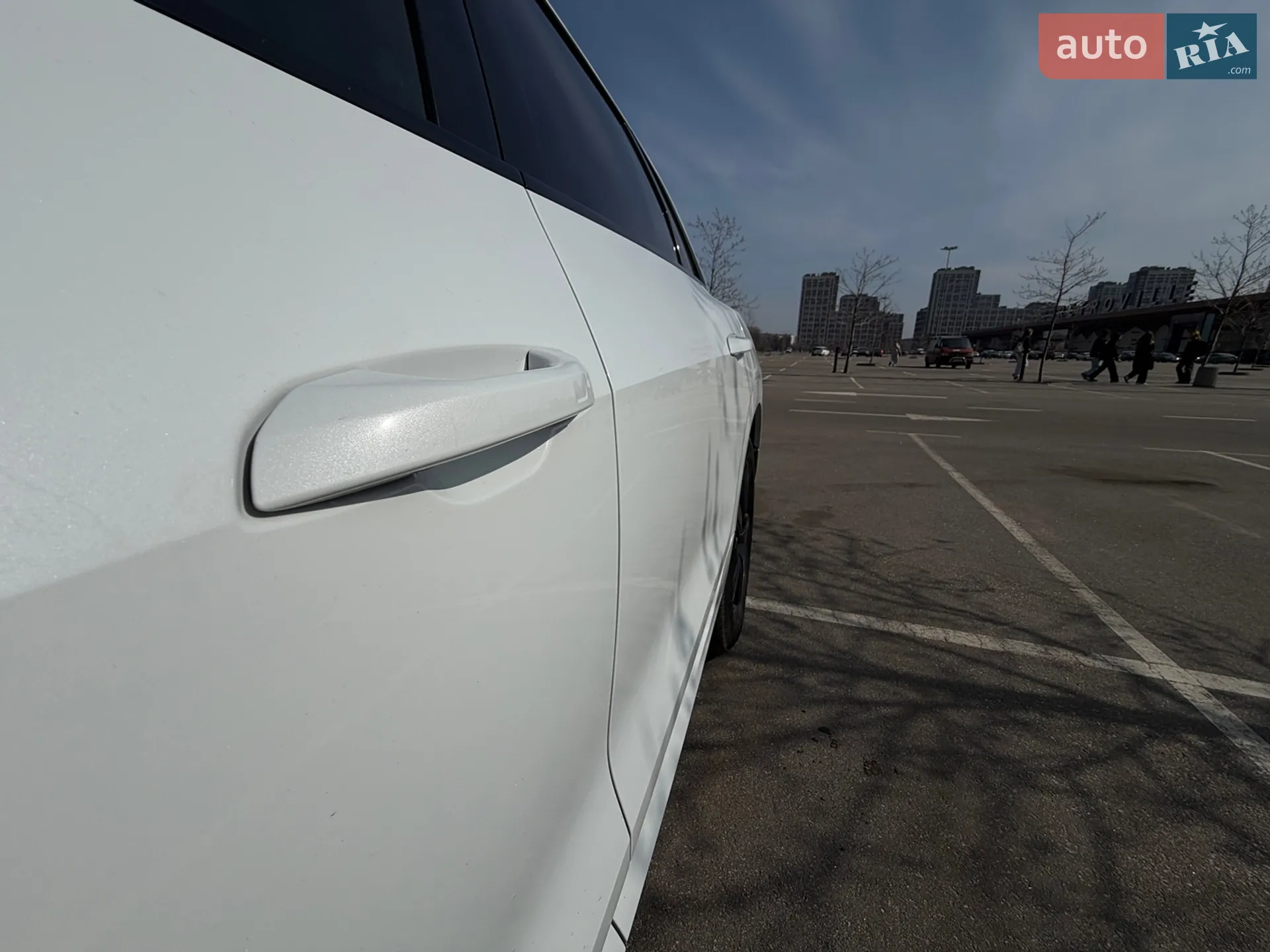 2022 Audi e-tron - мініатюра 21