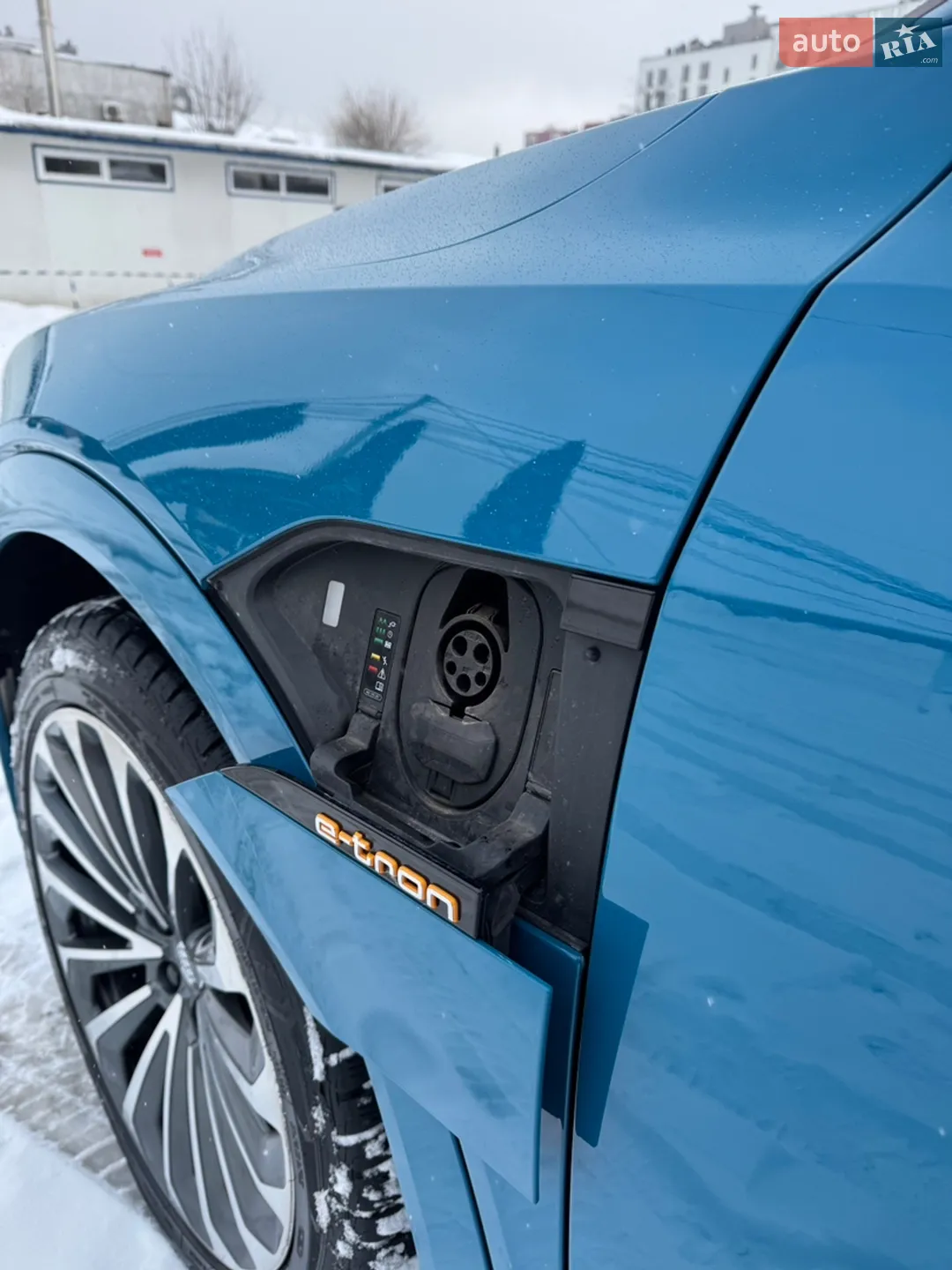 2019 Audi e-tron - мініатюра 9