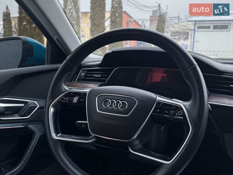 Внедорожник / Кроссовер Audi e-tron 2019 в Львове