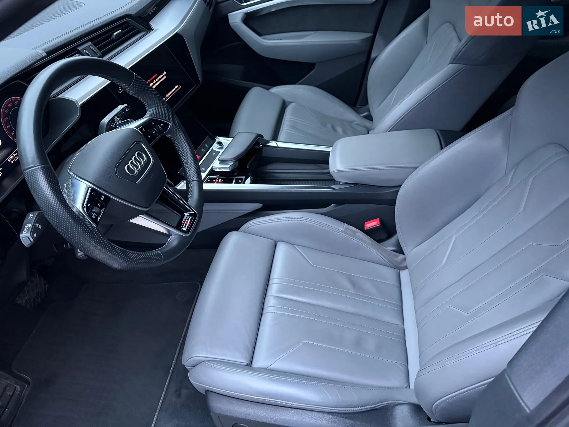 2021 Audi e-tron - мініатюра 27